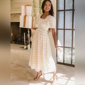 Ivy City - Cloud Nine Dress - Ivory - Medium